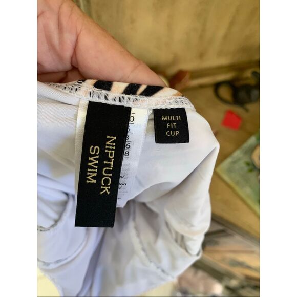 Nip Tuck Joanne Twist Front Swimsuit - Picture 5 of 12